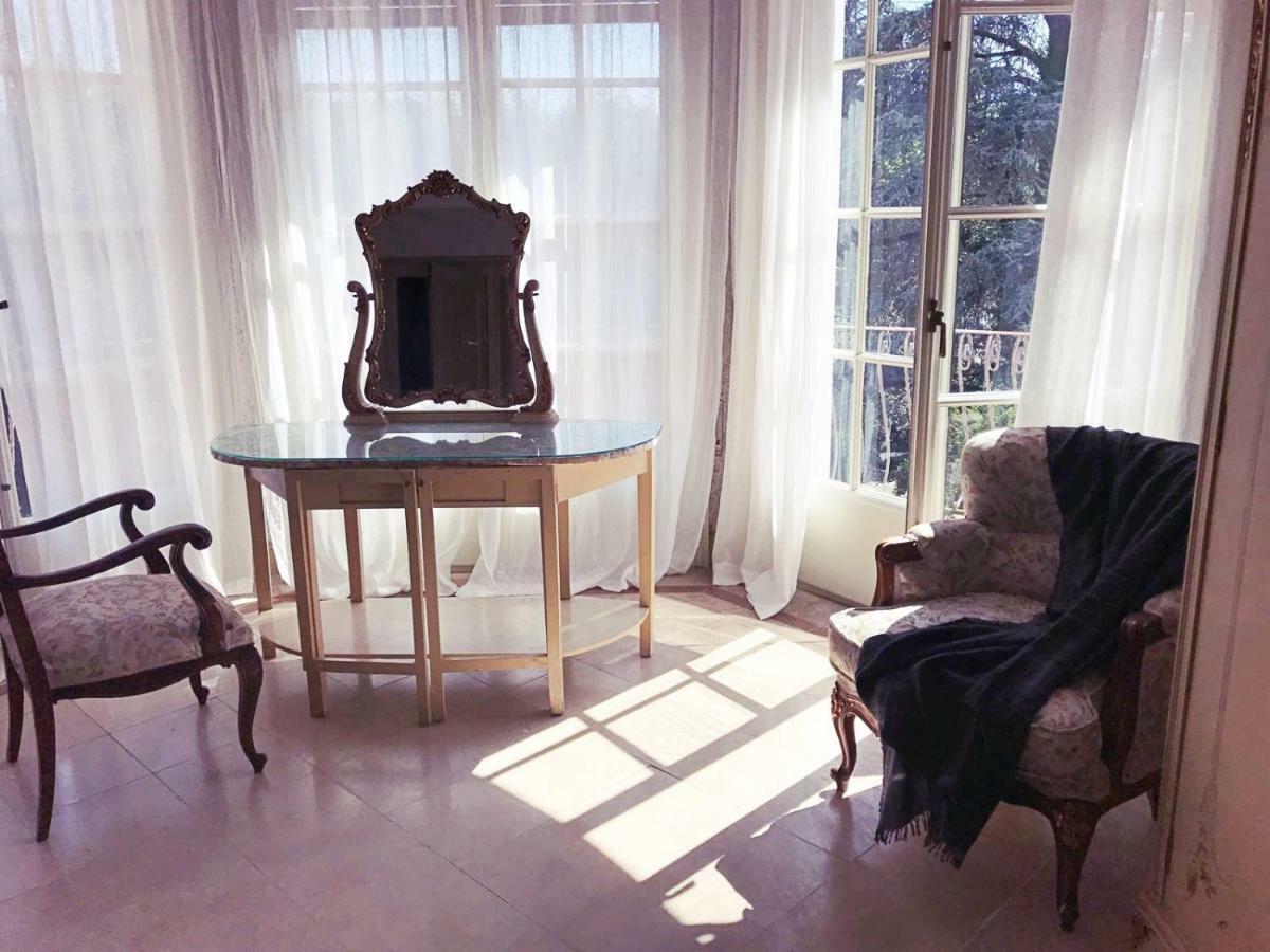 Espectacular Casa Chateau En El Centro De Olot Buitenkant foto